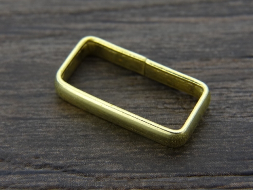 Schlaufen Messing 2,0 cm, Material: Messing