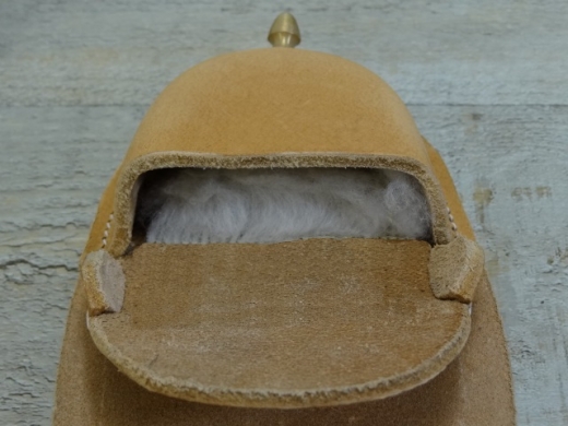 Zndhtchentasche naturbraun, ein breiter Riemen, Material: Leder, innen Schaffell