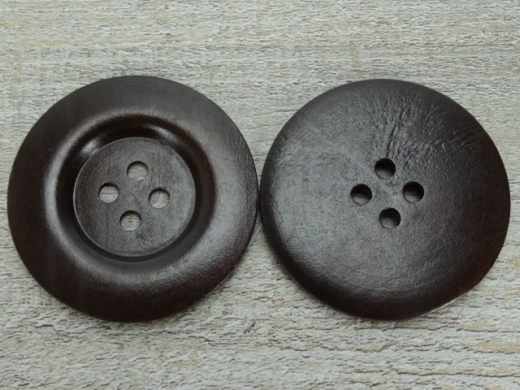 Holzknopf, 4 Loch, Capeknopf, dunkelbraun, ca. 5,9 cm, Preis pro Stck