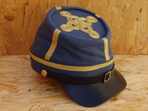 CS Kepi hellblau General, auen 100% Wolle, Futter 100% Baumwolle, Schirm / Schweiband 100% Leder