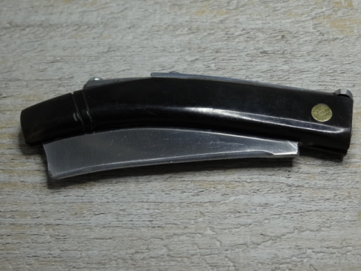 Rasiermesser, umgebaut zum Taschenmesser, Lnge: ca. 17,5 cm, Material: Eisen nicht rostfrei, Griff Horn