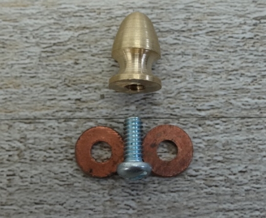 Finial fr Zndhtchentasche, Lnge 1,7 x 0,9 cm, Material: Messing, Unterlegscheibe Kupfer, Schraube Eisen
