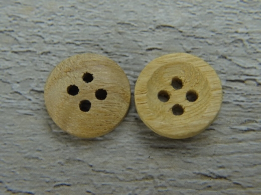 Hemd und Hosenknopf, Holz,natur, 4 Loch, grob, 1,5 cm, Preis pro Stck