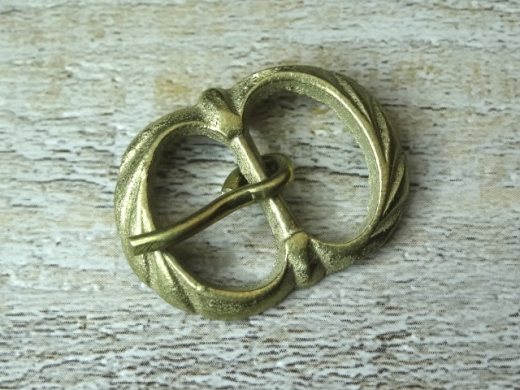 Mittelalterschnalle fr Riemen bis 1,0 cm, Material: Vollmessing