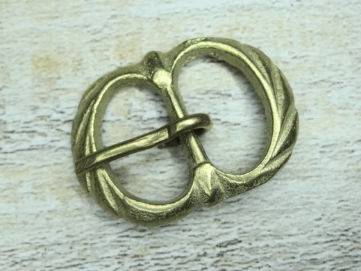 Mittelalterschnalle fr Riemen bis 1,0 cm, Material: Vollmessing