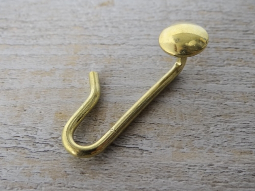J Haken links fr Knapsack, Material: Messing