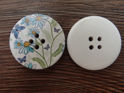 Holzknopf wei mit Gnseblmchen, 4 Loch, ca. 3,0 cm, Preis pro Stck