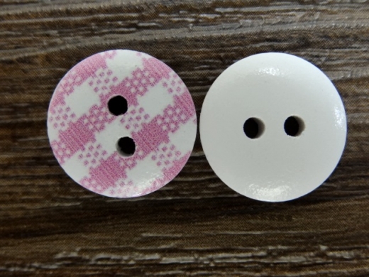Holzknopf wei / rose kariert, 2 Loch, ca. 1,5 cm; Preis pro Stck