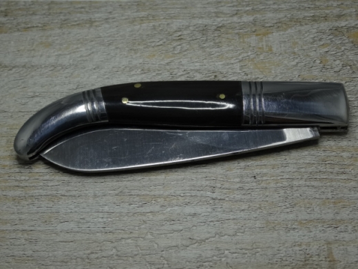 Soldatenmesser Horn, silberfarben, Lnge: ca. 24,5 cm, Material: Eisen nicht rostfrei, Griff Horn / Eisenblech