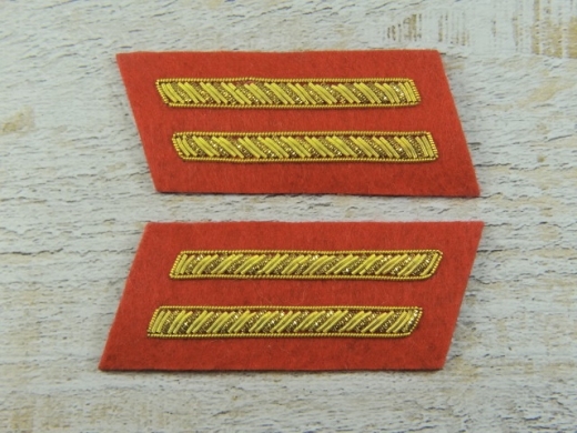 Kragenabzeichen 1st Lieutenant Artillerie