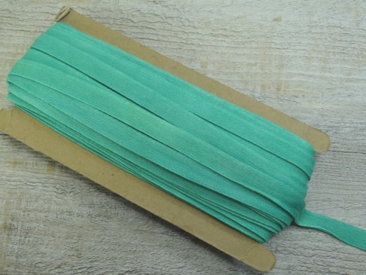 1 m Baumwollband hellgrn, 100% Baumwolle, (7,00 /m), ca. 1,5 cm breit