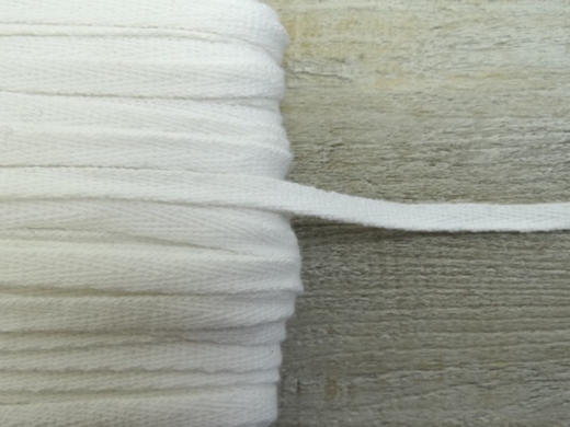 1 m Baumwollband wei, 100% Baumwolle, (6,00 /m), 0,7 cm breit