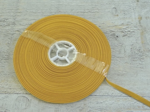 1 m goldfarbenes Band, 0,7 cm breit, (5,00 /m)