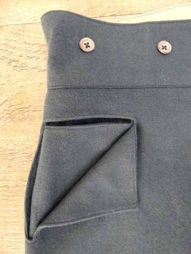 CS / US Hose mittelblau / skyblue, fr Mannschaft mit Reiteinsatz, Eselsohr-Taschen, 100% Wolle