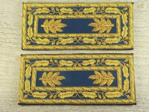 Schulterstcke Major Infanterie Eichenlaub