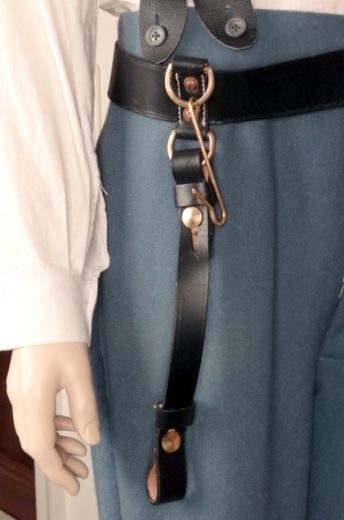 US Sbelkoppel, schwarz, wird angefertig, Lnge und Schliee whlbar, Material: Riemen Leder, Schliee Messing