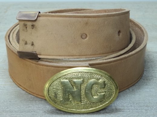 Koppel natur mit NC oval Vollmessing Schliee mit Beltkeeper, Material: Koppel Leder, Schliee + Beltkeeper Messing