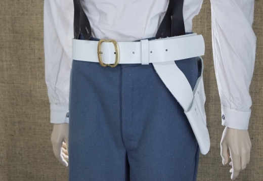Gurt fr Briquet und Bajonett, wei, Material: Leder, Dornschliee Messing