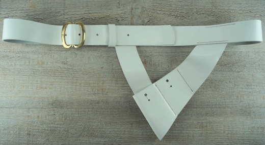 Gurt fr Briquet und Bajonett, wei, Material: Leder, Dornschliee Messing