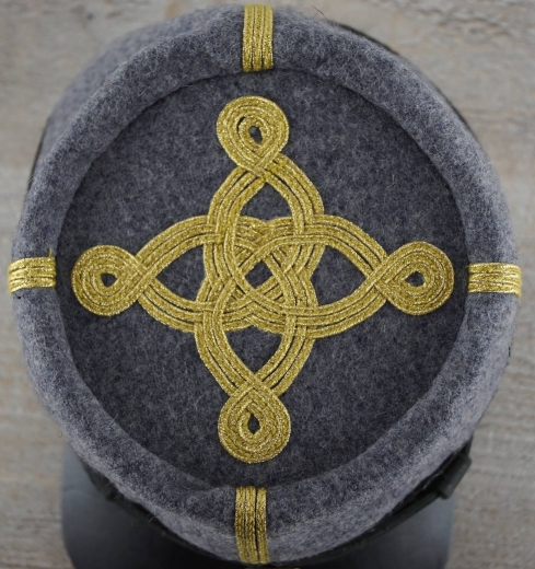 CS Kepi hellgrau, schwarzes Band, Major - Colonel, auen 100% Wolle, Futter 100% Baumwolle, Schirm / Schweiband 100% Leder