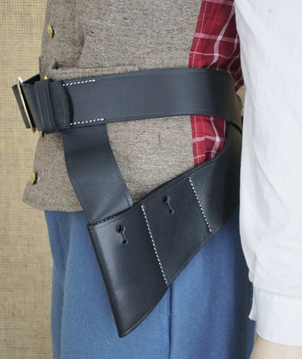 Gurt fr Briquet und Bajonett, schwarz, Material Leder, Dornschliee Messing