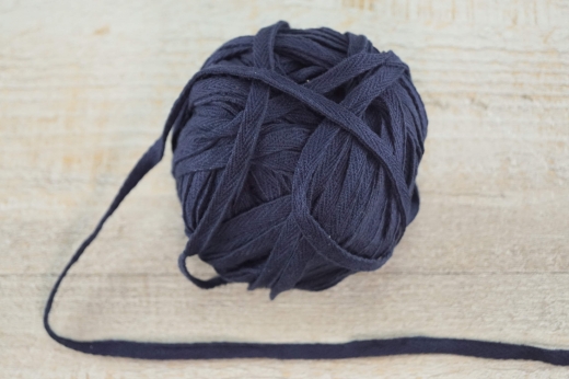 1 m Baumwollband dunkelblau, 100% Baumwolle, (6,00 /m ), 0,7 cm breit