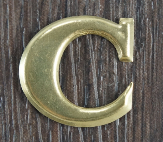 Kompaniebuchstabe C aus Messing