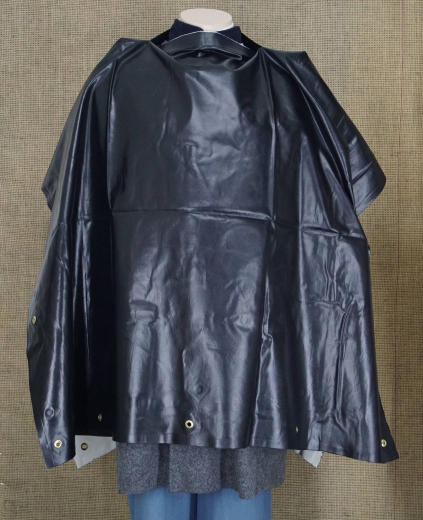 Gum Blanket als Poncho, verst�rkter Halsausschnitt, gummiert, Material: 100% Baumwolle beschichtet, Messing�sen