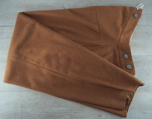 CS Hose butternut, fr Mannschaft, hinten hoch, 100% Wolle
