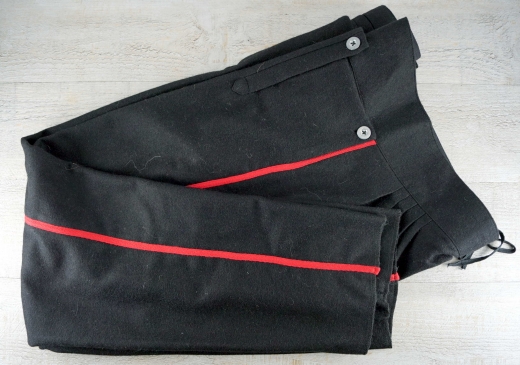 preuische napoleonische Woll Hose schwarz mit schmalen roten Streifen