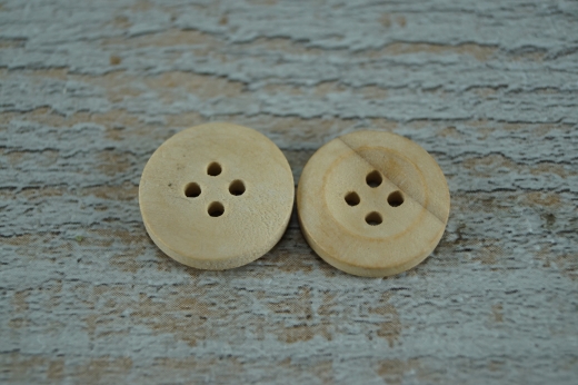 Hemd und Hosenknopf, Holz,natur, 4 Loch, ca. 1,9 cm, Preis pro St�ck