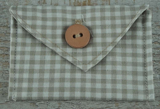 Tasche / Portemonnaie braun wei kariert, Mae: ca. 9,5 cm x 7,0 cm, Material: 100% Baumwolle