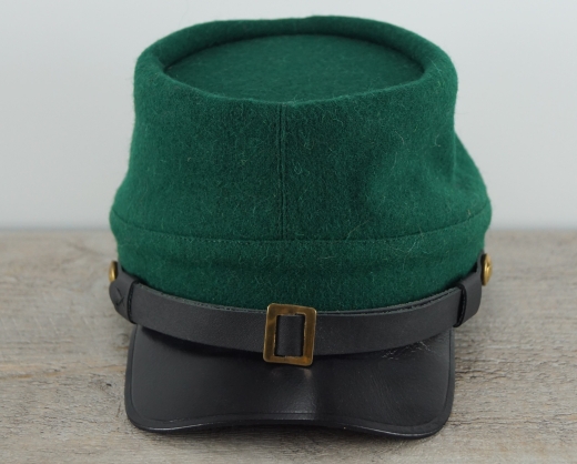 hellgrnes Kepi, auen 100% Wolle, Futter 100% Baumwolle, Schirm / Schweiband 100% Leder