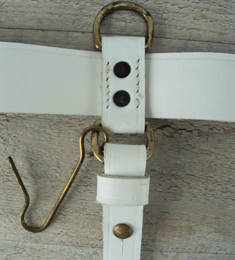 US Sbelkoppel, wei, wird angefertig, Lnge und Schliee whlbar, Material: Koppel Leder, Schliee Messing