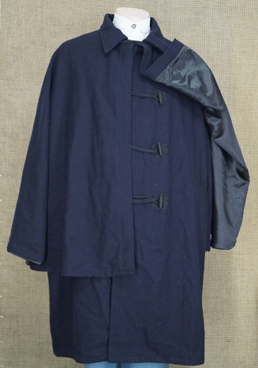 US Offiziers Mantel dunkelblau langes Cape fr Lieutenant, Material: Oberstoff reine Wolle, Futterstoff reine Baumwolle