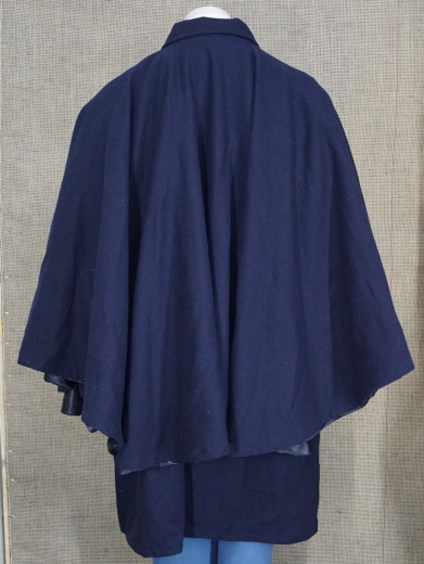 US Offiziers Mantel dunkelblau langes Cape fr Lieutenant, Material: Oberstoff reine Wolle, Futterstoff reine Baumwolle