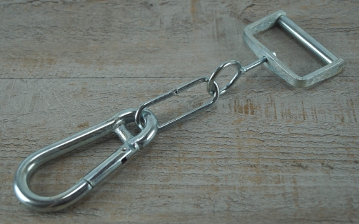Karabinerhaken gro, fr Karabinergurt, modern, Material: Eisen verchromt