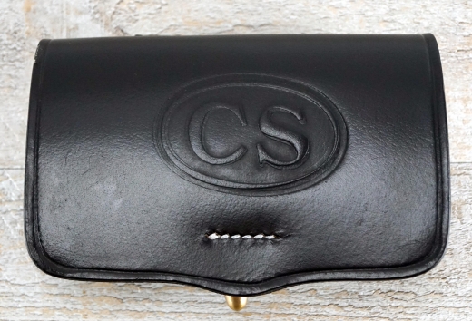 Revolverpatronentasche schwarz, CS geprgt, ca. 16,5 cm x 10,5 cm, Material: Leder