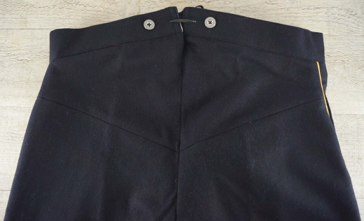 CS / US Hose dunkelblau, mit goldenen Streifen, dicke Wolle, hinten hoch, 100% Wolle