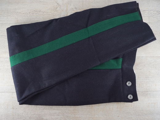 US Hose dunkelblau, hoher Rcken, mit breiten grnen Woll-Streifen, 100% Wolle