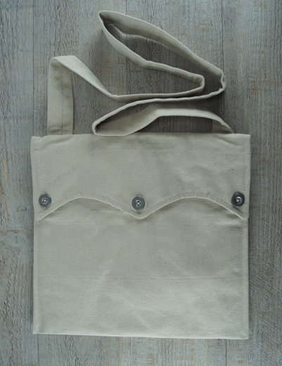 Brotbeutel einfach, Haversack, 3 Knpfe, gro, Material: 100% Baumwolle, 3 Metallknpfe