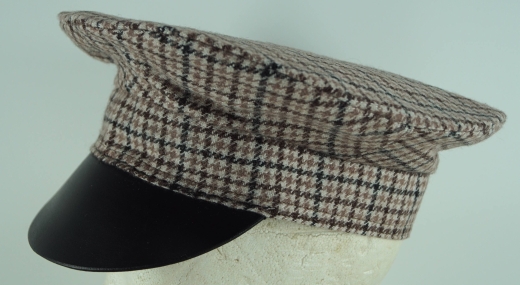 Forage Cap hellbraun kariert, auen 100% Wolle, Futter 100% Baumwolle, Schirm +Schweiband 100% Leder