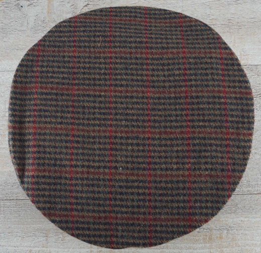 Forage Cap rot/braun/grn kariert, auen 100% Wolle, Futter 100% Baumwolle, Schweiband + Schirm 100% Leder