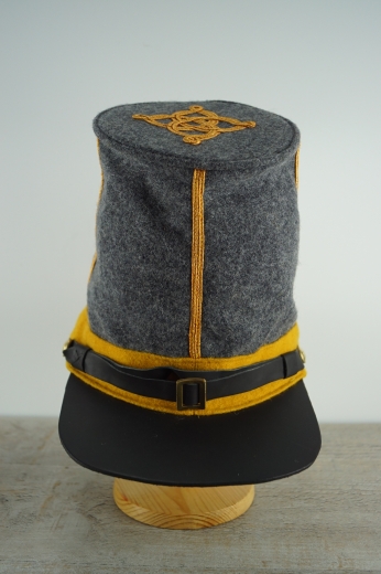 Bummers Kepi CS hellgrau gelbes Band, Captain, auen 100% Wolle, Futter 100% Baumwolle, Schirm / Schweiband 100% Leder