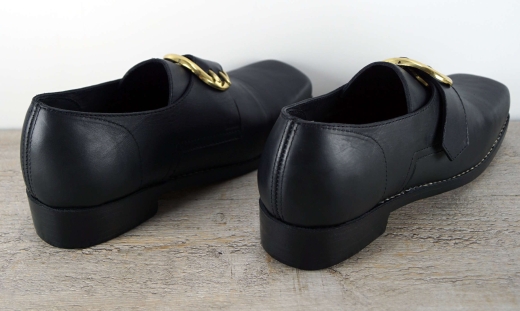 Schnallenschuhe schwarz, glattes Oberleder, eckige Form, mit Schuhschnalle, Material: Oberleder, Futter, Sohle 100% Leder