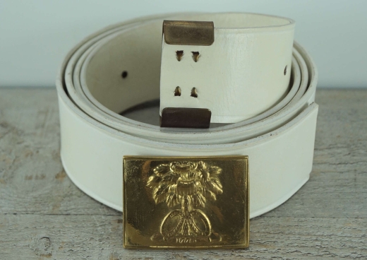 Koppel wei mit South Carolina Vollmessing Schliee mit Belt Keeper, Material: Koppel Leder, Schliee + Beltkeeper Messing