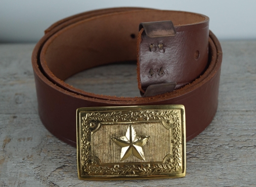 Koppel russet mit Texas Vollmessing Schlie�e, rechteckig, Material: Koppel Leder, Schlie�e+ Beltkeeper Messing