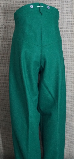 CS Hose hellgr�n, f�r Mannschaft, hinten hoch, 100% Wolle