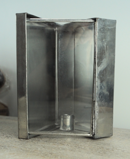 Klapp Kerzenhalter mit Glasscheibe, Ma�e: ca. 16 cm x 11 x 3,5 cm, Material: Tin + Glas