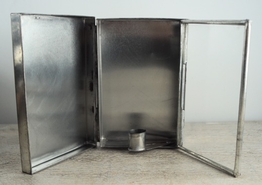 Klapp Kerzenhalter mit Glasscheibe, Ma�e: ca. 16 cm x 11 x 3,5 cm, Material: Tin + Glas
